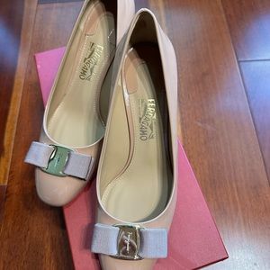 Salvatore Ferragamo Carla Pump 36 1/2 36.5D NIB